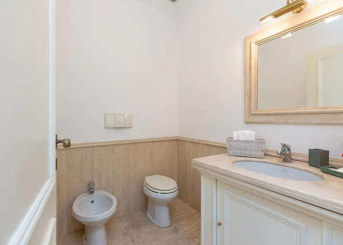 Amazing Elegant Jewish Ghetto Διαμέρισμα